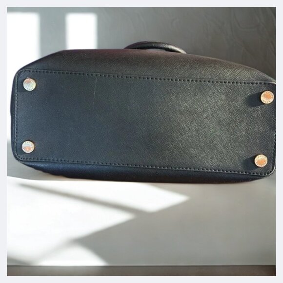 Michael Kors Savannah Medium Saffiano Leather Satchel PreLoved *See Description - Picture 8 of 13